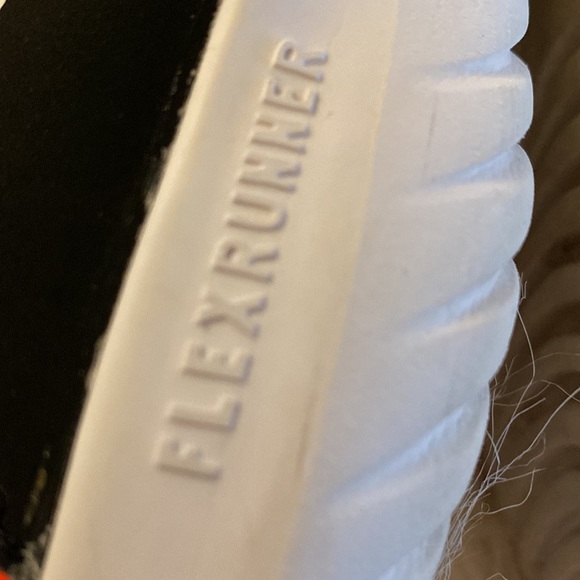 NIKE Flexrunner shoes - Picture 7 of 12